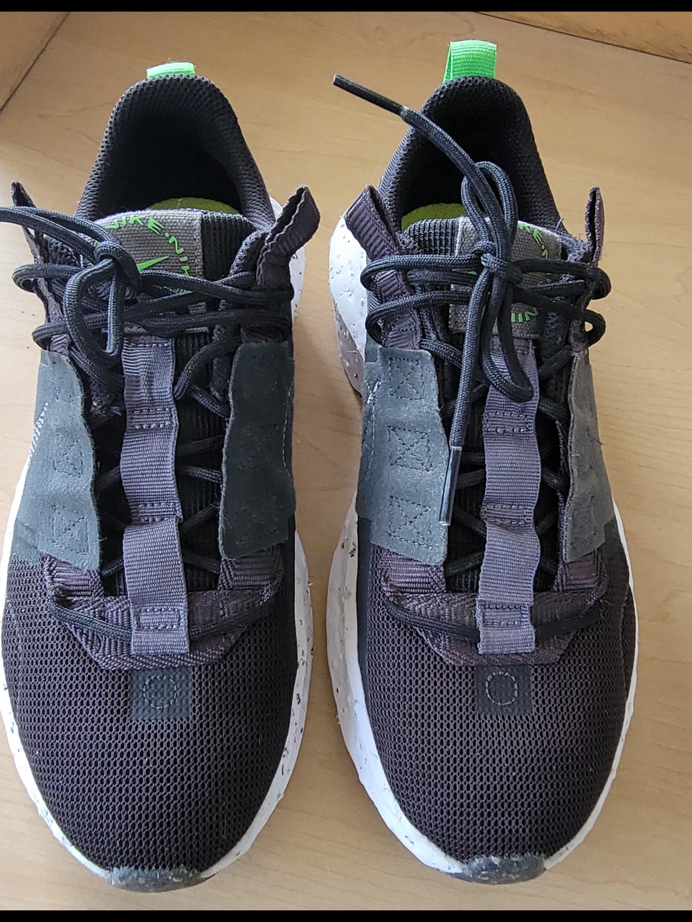 Nike Men's Athletic Sneakers in Black and Green